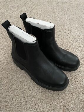 UGG Ankle Boots